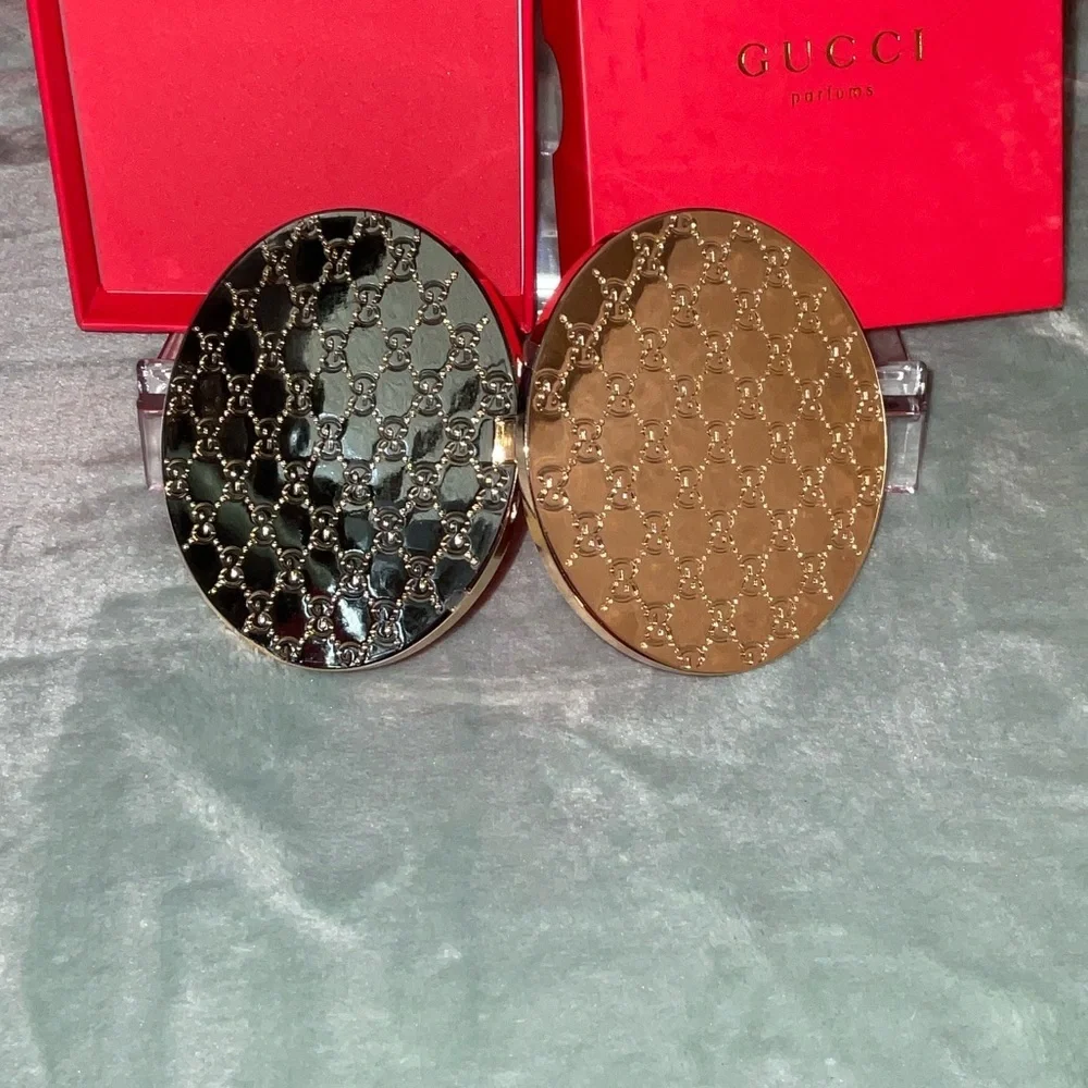 Gucci Red Compact with Gold-Tone Interlocking G Lid